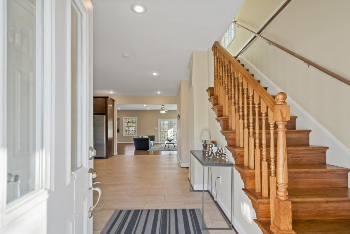 Havenly Homes Dmv Arlington Room photo
