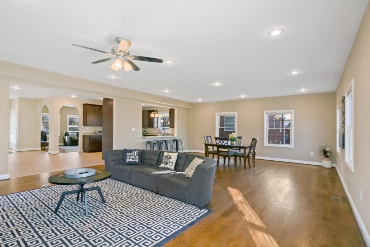 Havenly Homes Dmv Arlington Room photo