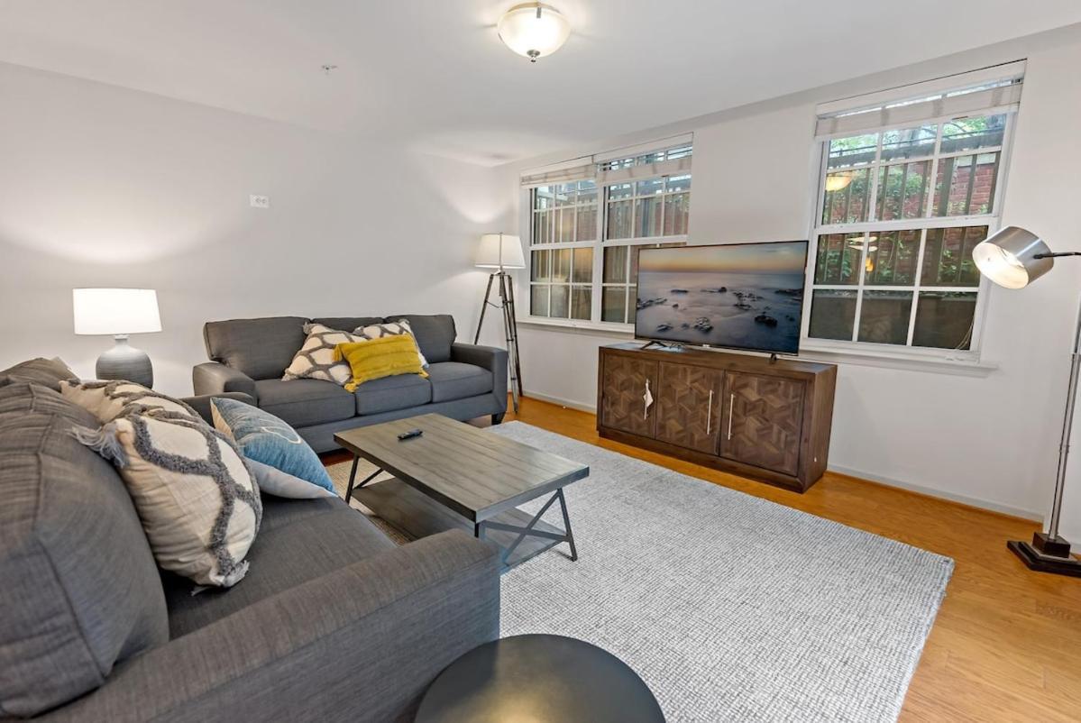Havenly Homes Dmv Arlington Room photo