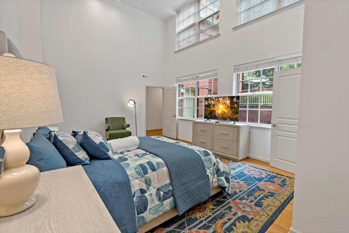 Havenly Homes Dmv Arlington Room photo