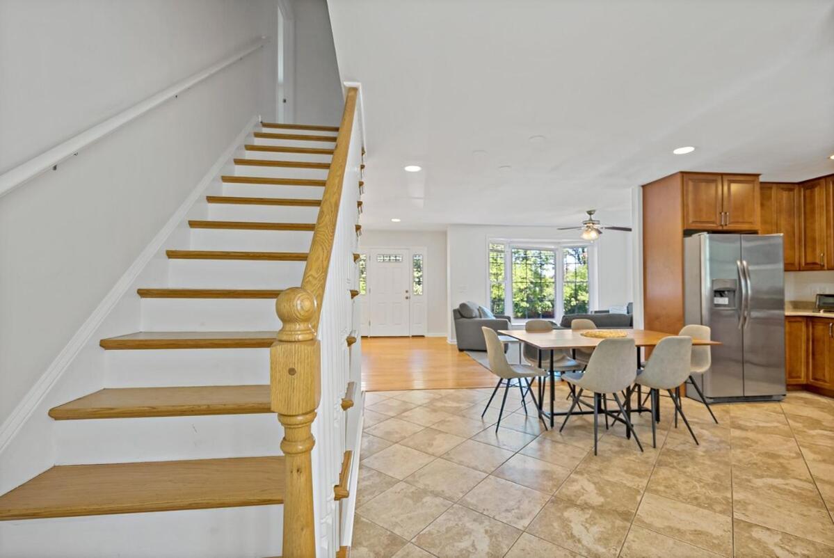 Havenly Homes Dmv Arlington Room photo