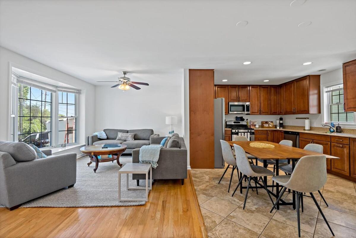 Havenly Homes Dmv Arlington Room photo