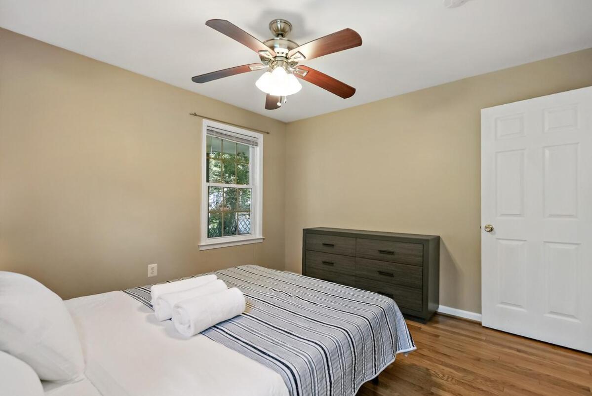 Havenly Homes Dmv Arlington Room photo